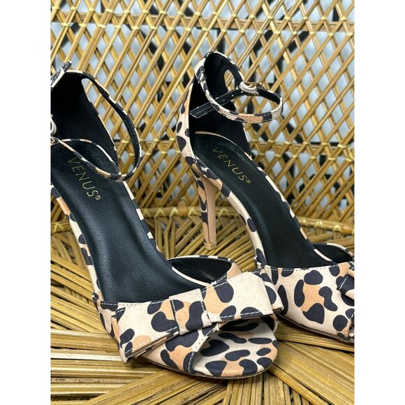 Venus Ladies Leopard Print With Front Bow Sophisticated, Night Out Heels Size 6 - Picture 4 of 9